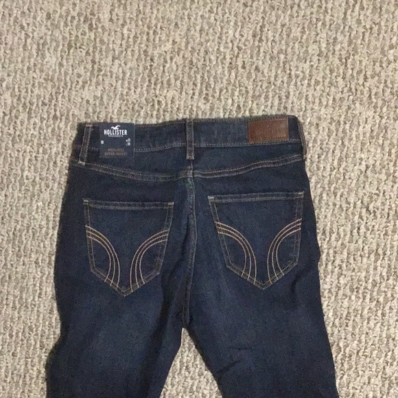COPY - Hollister High-rise super skinny jeans - Picture 9 of 10